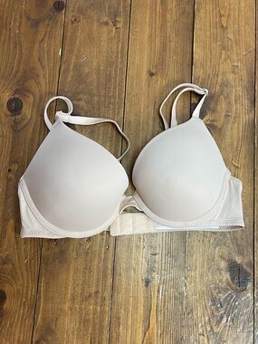 Pink by Victorias Secret size 32B wear everywhere push up bra nude